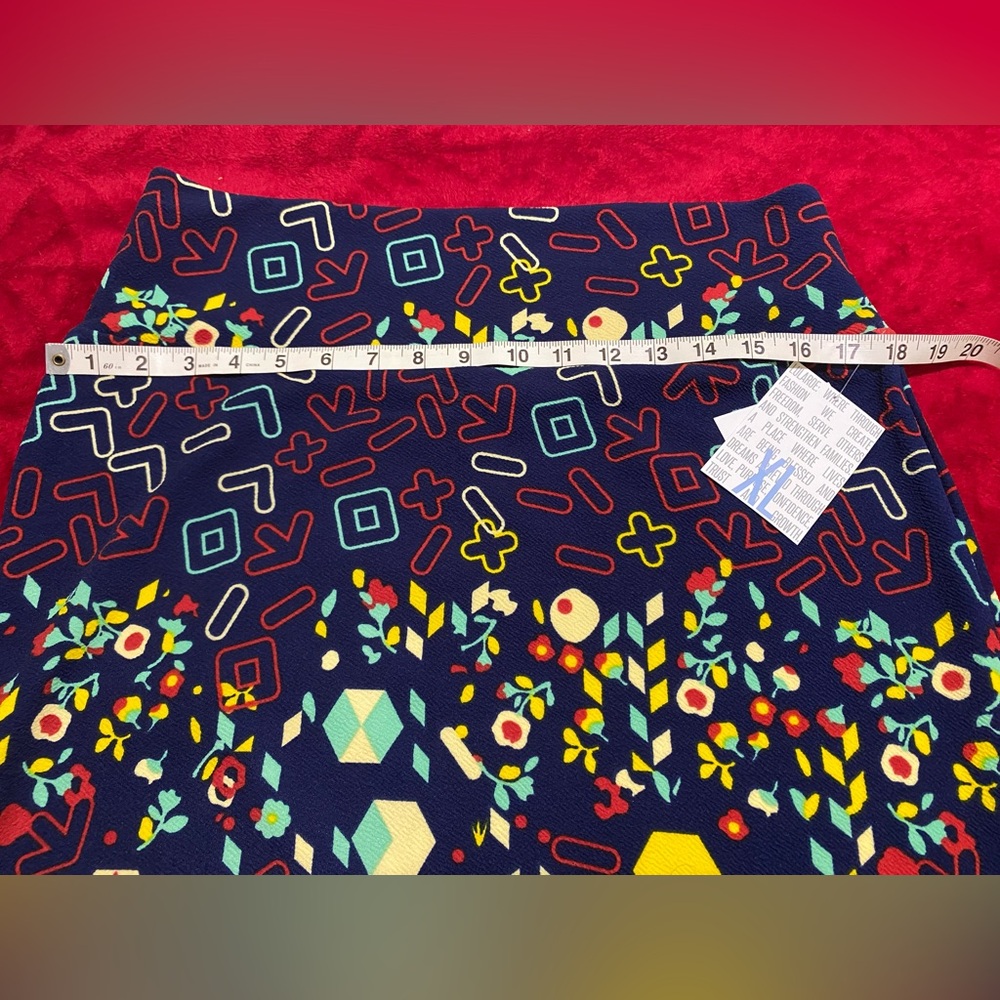CLOSET CLEAN OUT ON ALL LULAROE MAKE AN OFFER BUNDLE NWT XL Skirt High Waist Fun - Picture 5 of 11